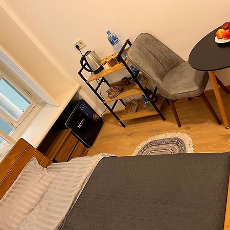 Salomes Guest Room Tiflis Exterior foto